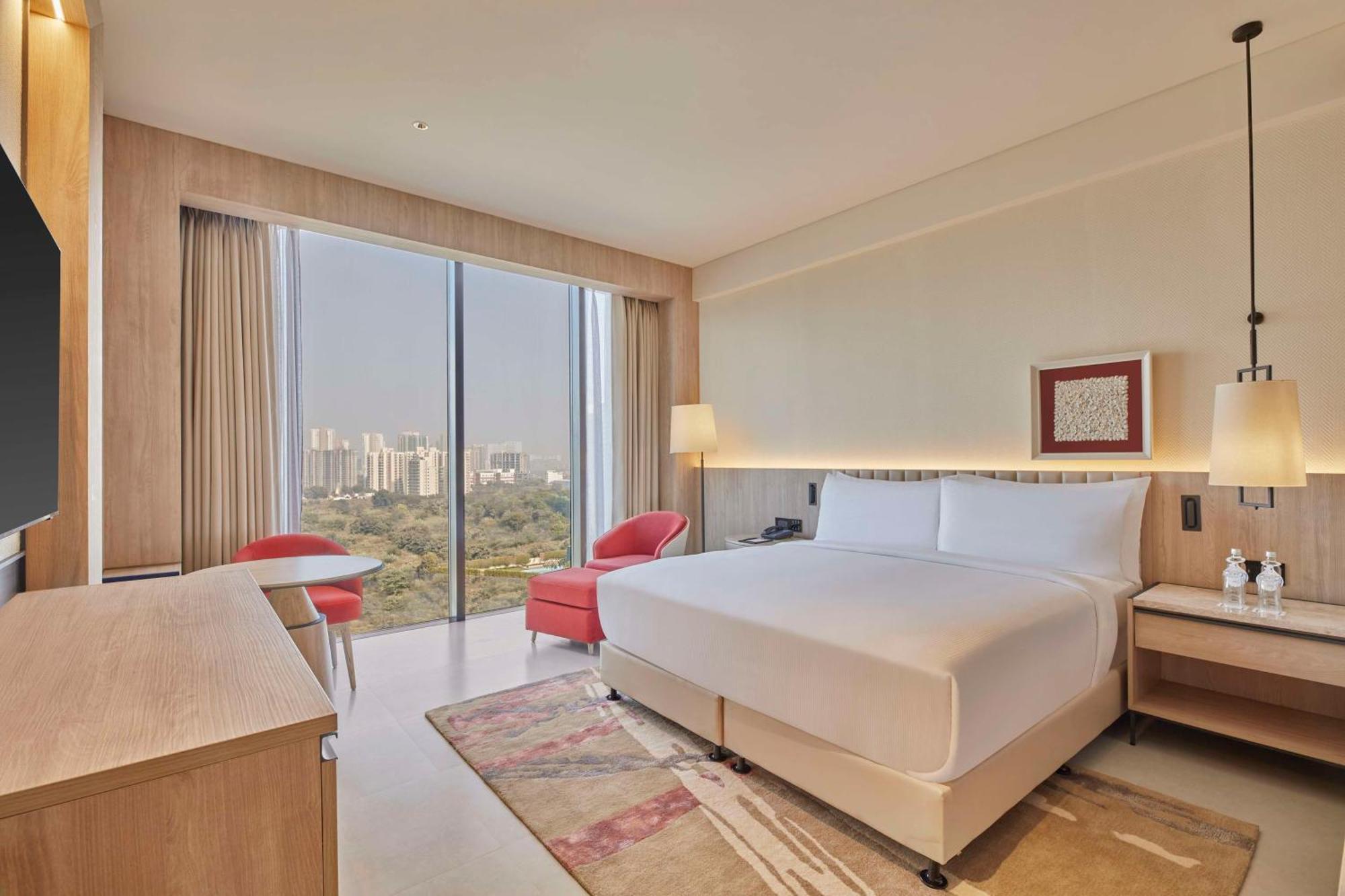Hilton Gurugram Baani City Centre Gurgaon Exterior foto